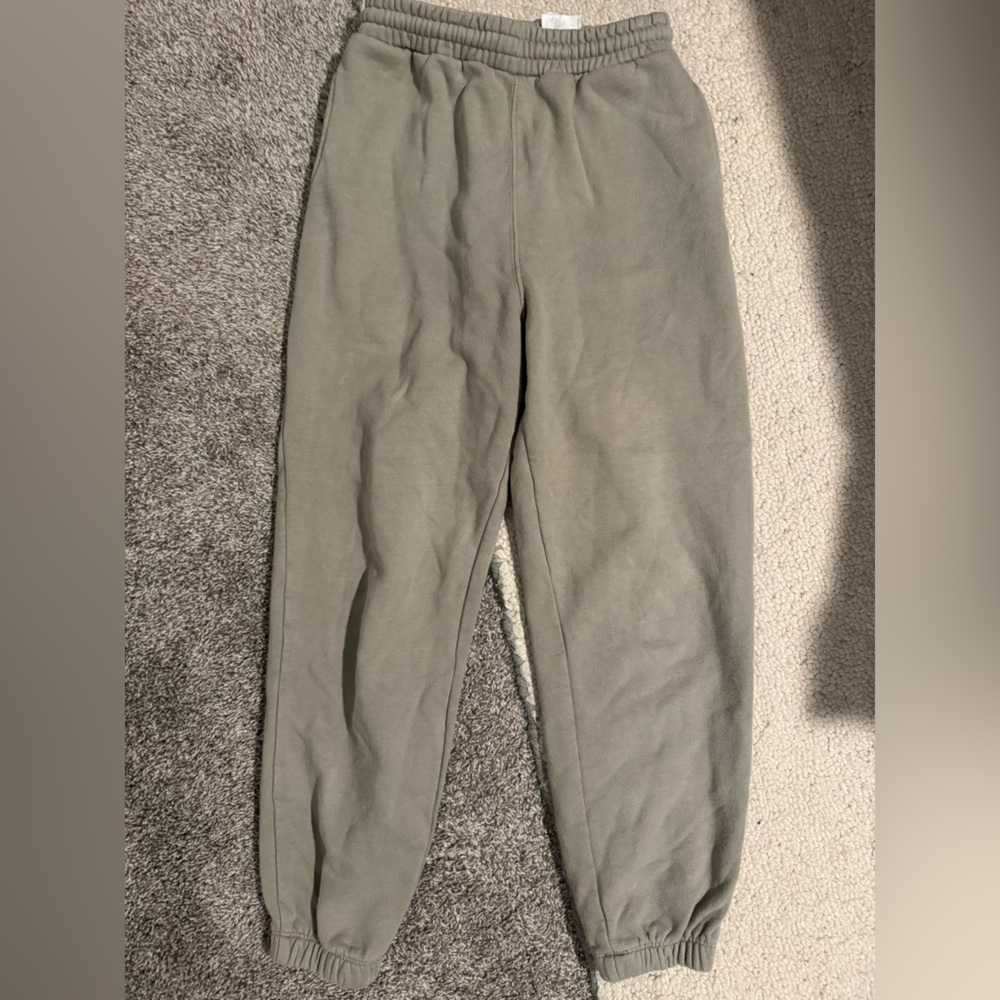 Green jogger sweats